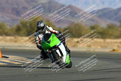 media/Jan-09-2022-SoCal Trackdays (Sun) [[2b1fec8404]]/Turn 14 (10am)/